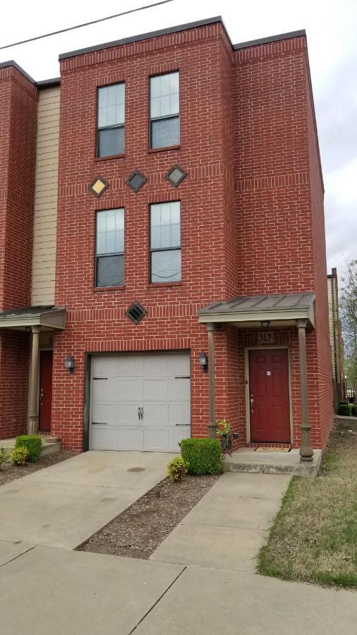 Apartamento Old Loft King & Queen Nearest To Marshals Museum Power Your Ev For Free! *