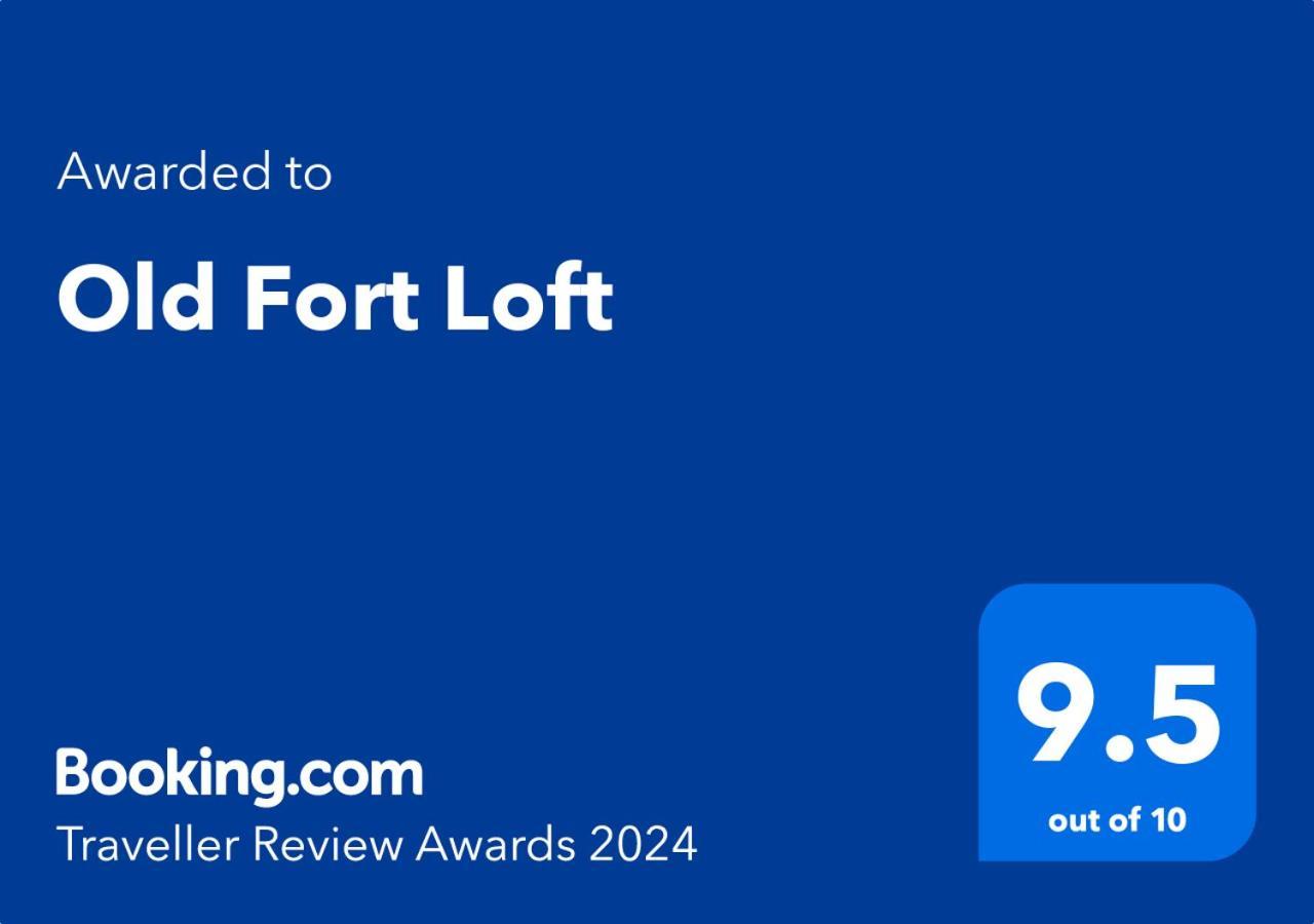 Old Loft King & Queen Nearest To Marshals Museum Power Your Ev For Free! Apartamento *